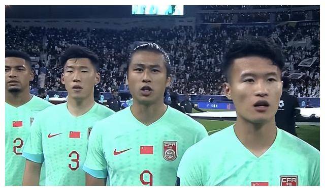 关于武磊五连胜继续领跑积分榜，姆巴佩主帅陷下课危机！的信息